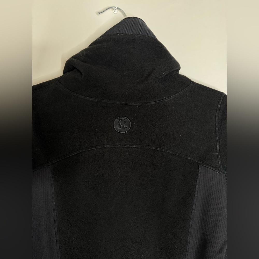 Lululemon Post Chaturanga Pullover Black size 4 - Picture 9 of 12